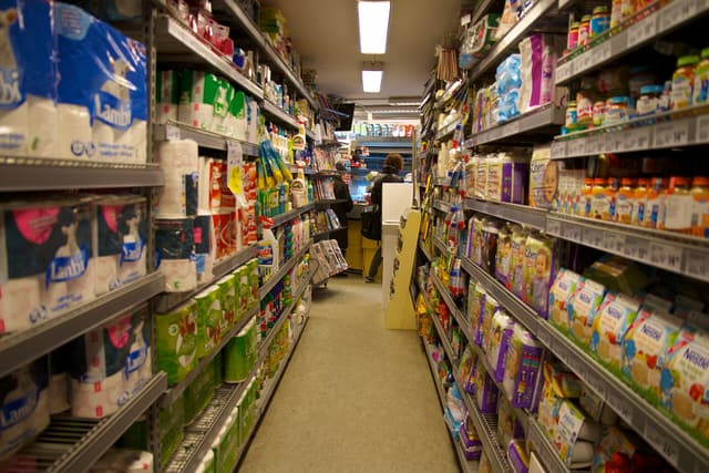 Rayon de produits d'entretien